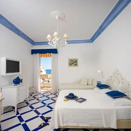 Aparthotel Flavio Gioia 3*