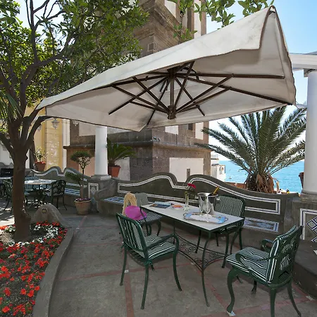 Flavio Gioia Aparthotel Positano