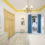 Flavio Gioia Aparthotel 4*