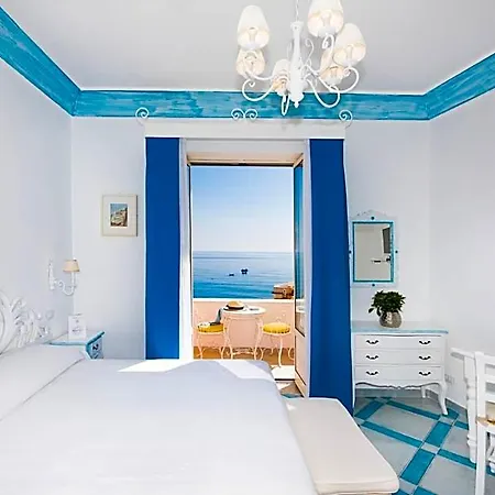 Aparthotel Flavio Gioia 4*