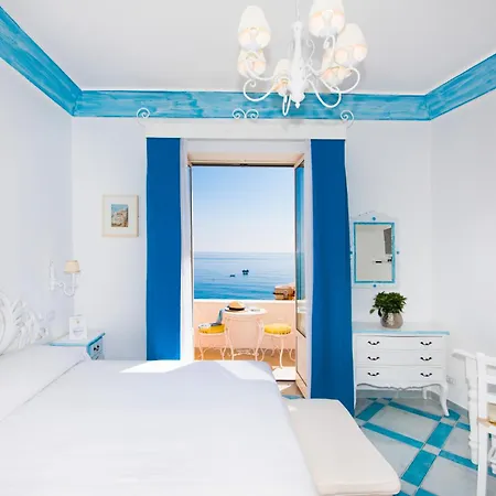 Hotel apartamentowy Flavio Gioia