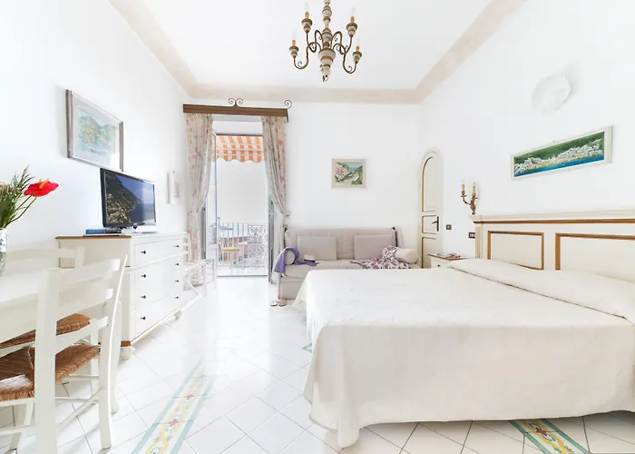 Flavio Gioia Aparthotel Positano
