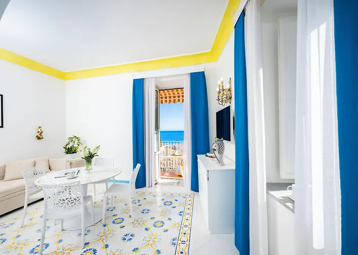 Flavio Gioia Aparthotel Positano