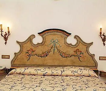 Aparthotel Flavio Gioia 4*