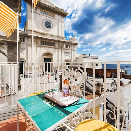 Flavio Gioia Lejlighedshotel 4*