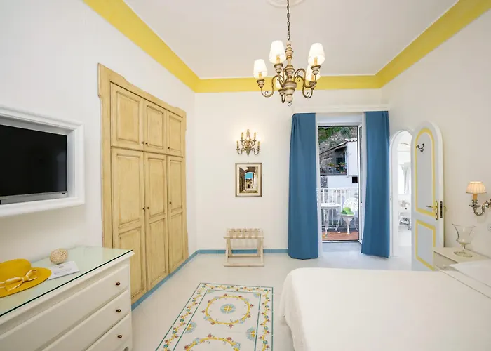 Flavio Gioia Lejlighedshotel 4*